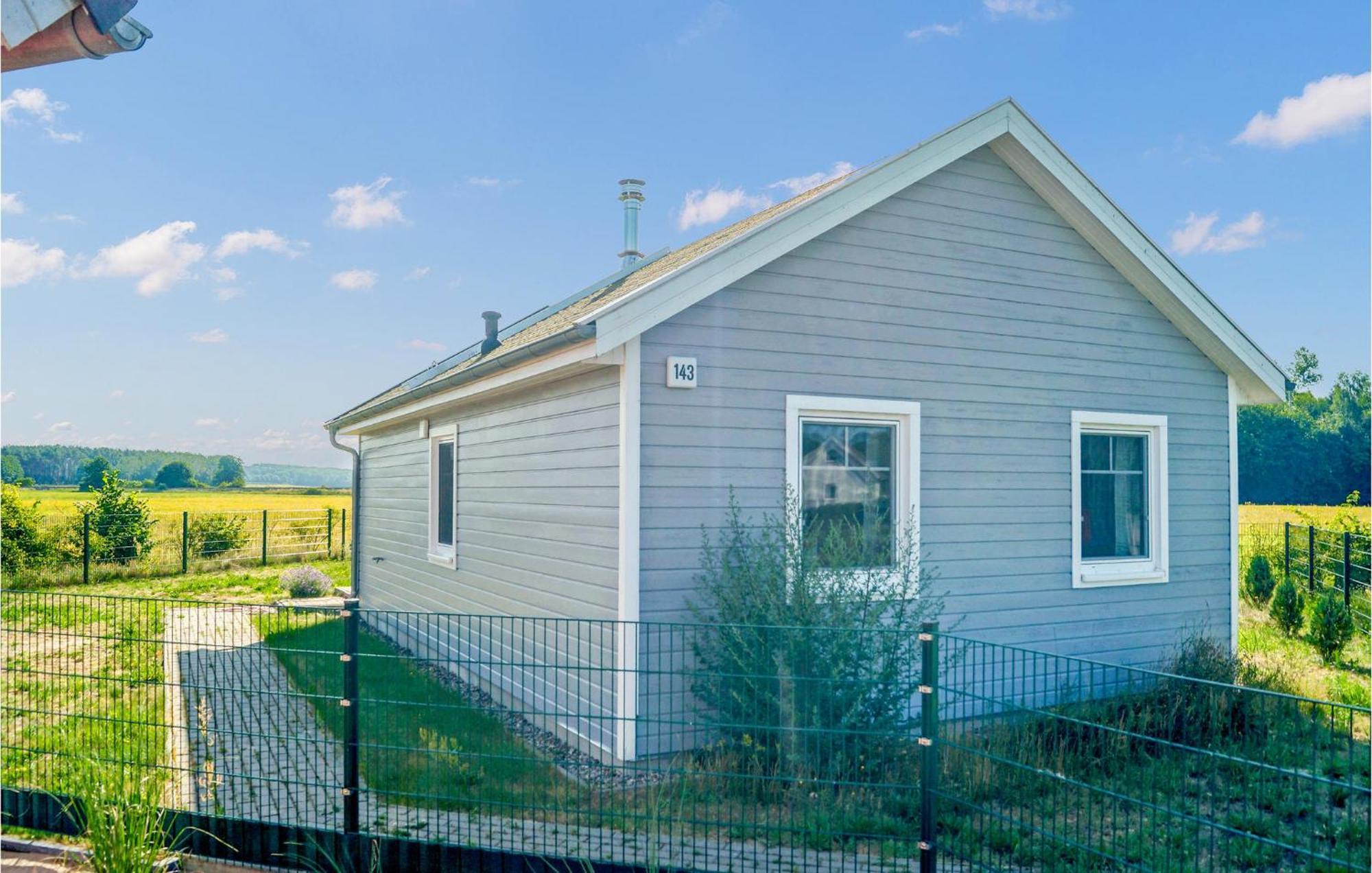Beautiful Home In Zerpenschleuse Екстериор снимка